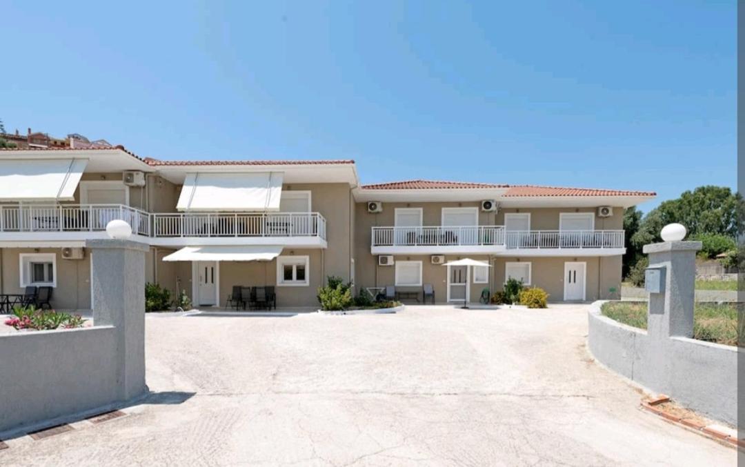 Lagadi Apartment 5 ลาสซี ภายนอก รูปภาพ